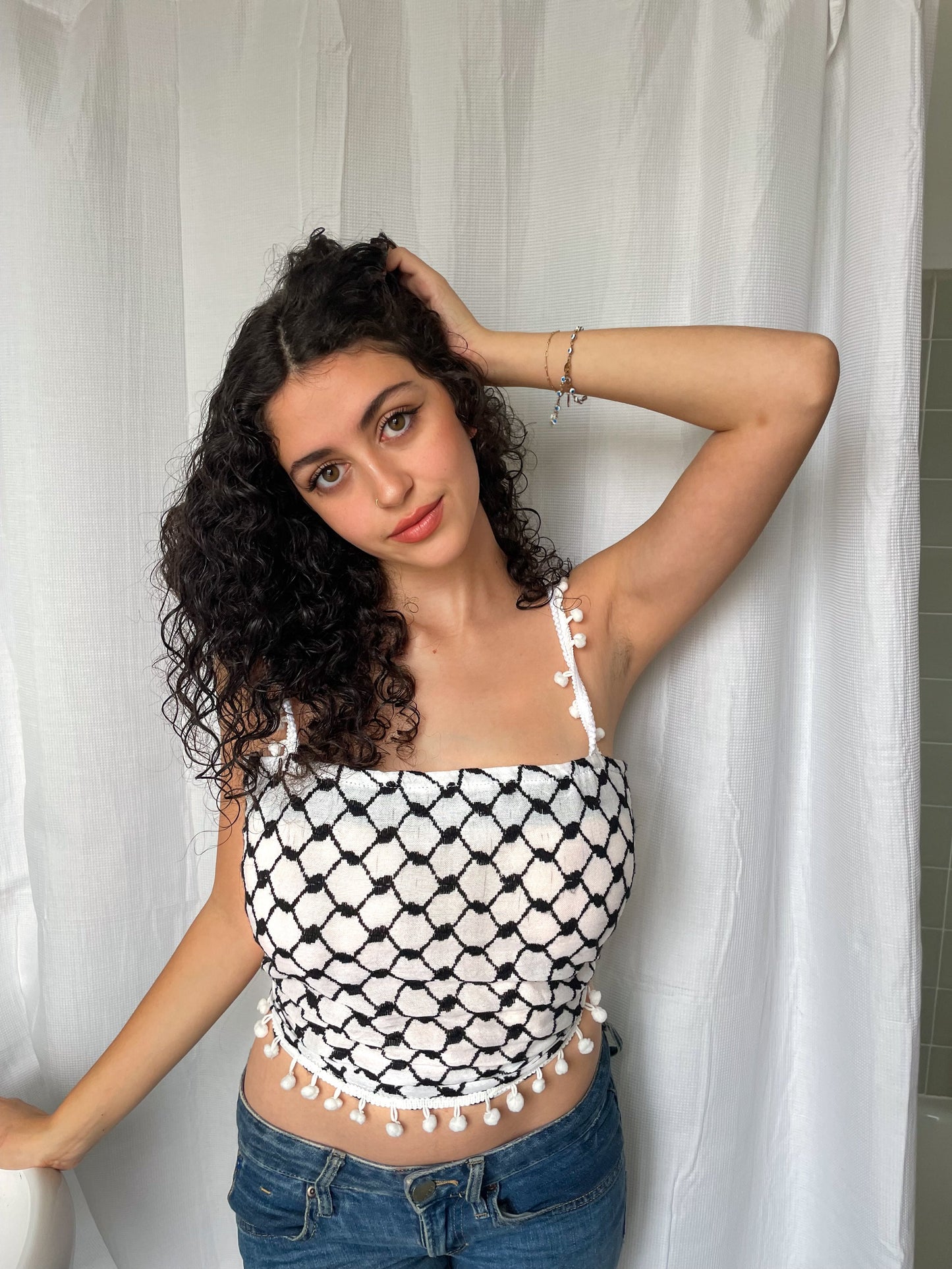 Bint Thawra Top